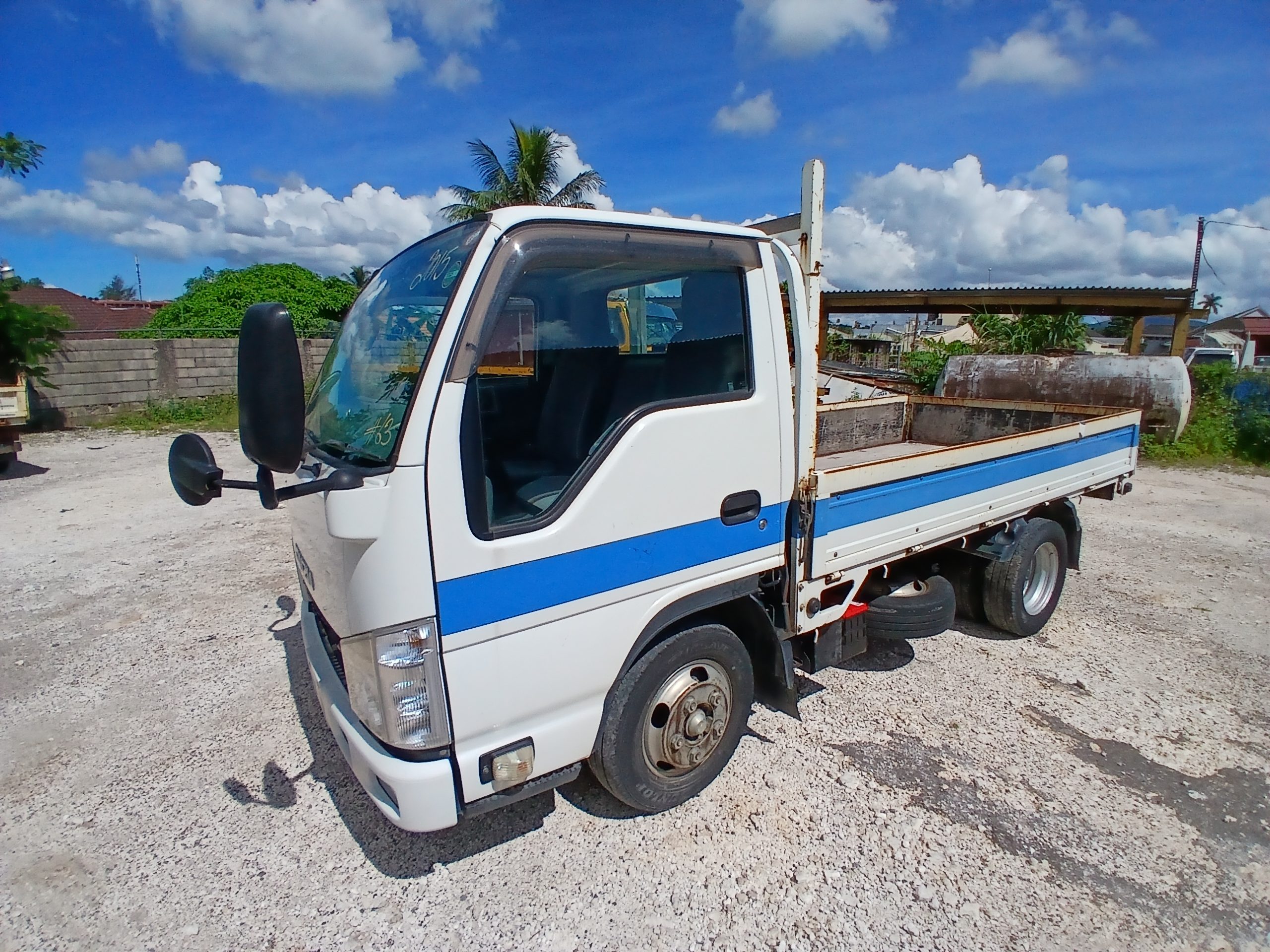 2015 Isuzu Elf Dropside Truck