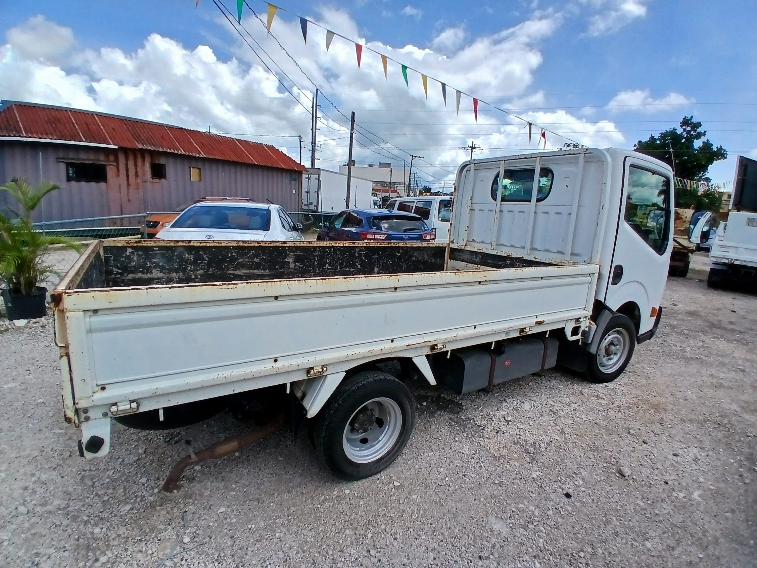 2014 Nissan Atlas Truck