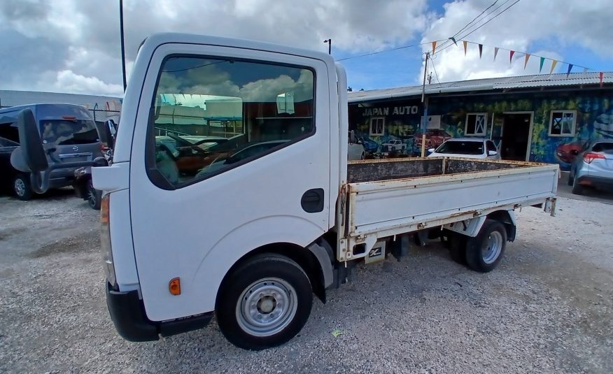 2014 Nissan Atlas Truck