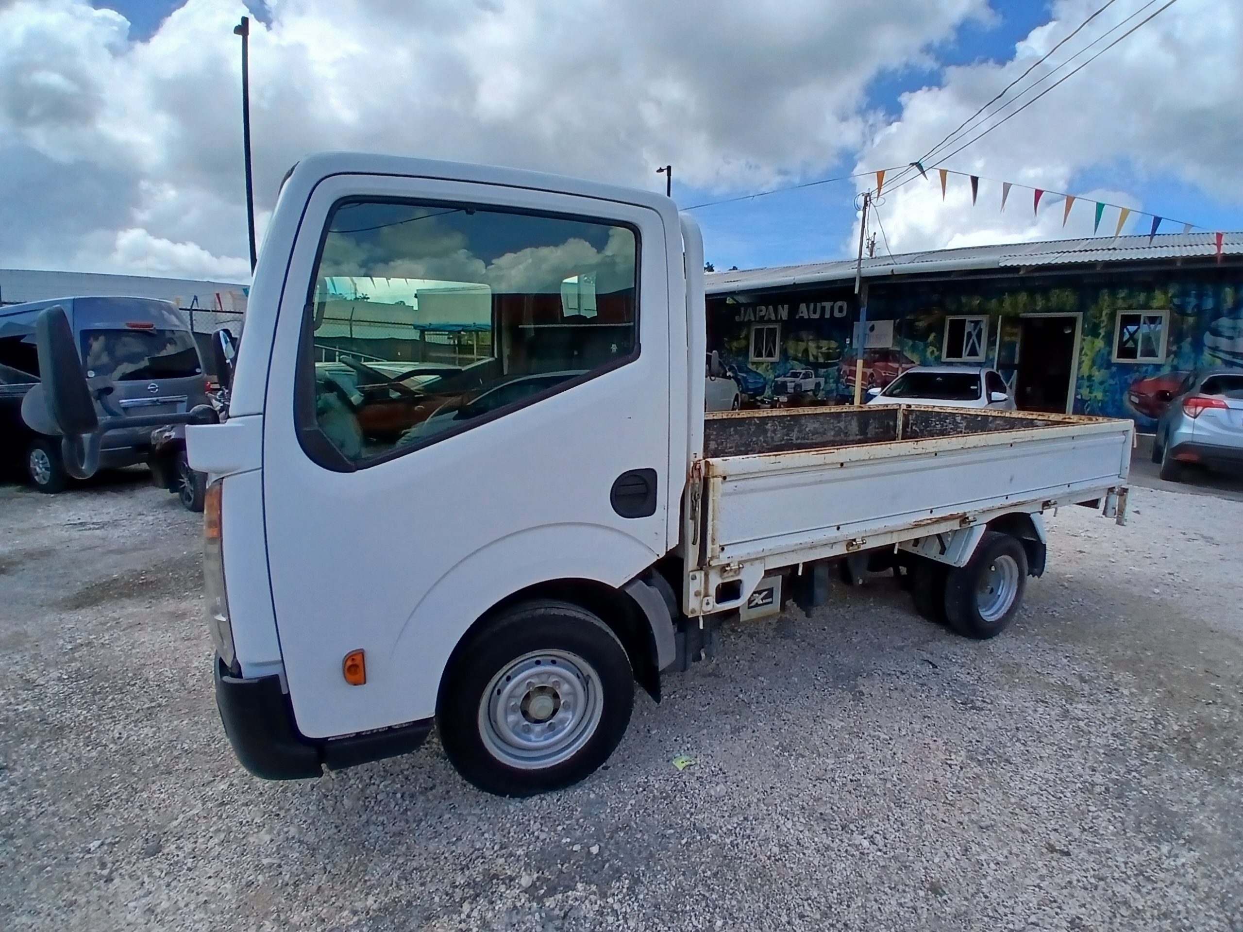 2014 Nissan Atlas Truck