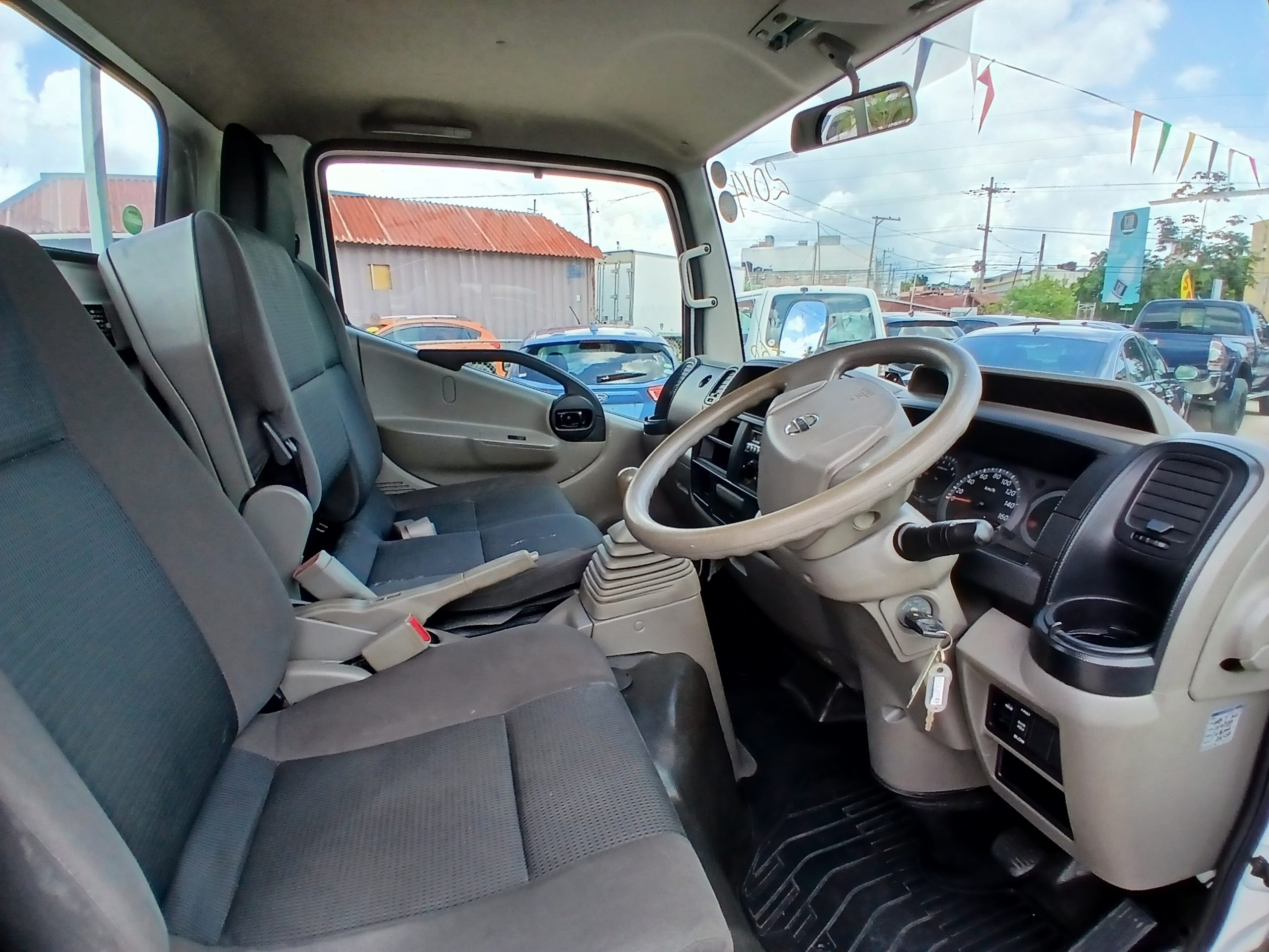 2014 Nissan Atlas Truck