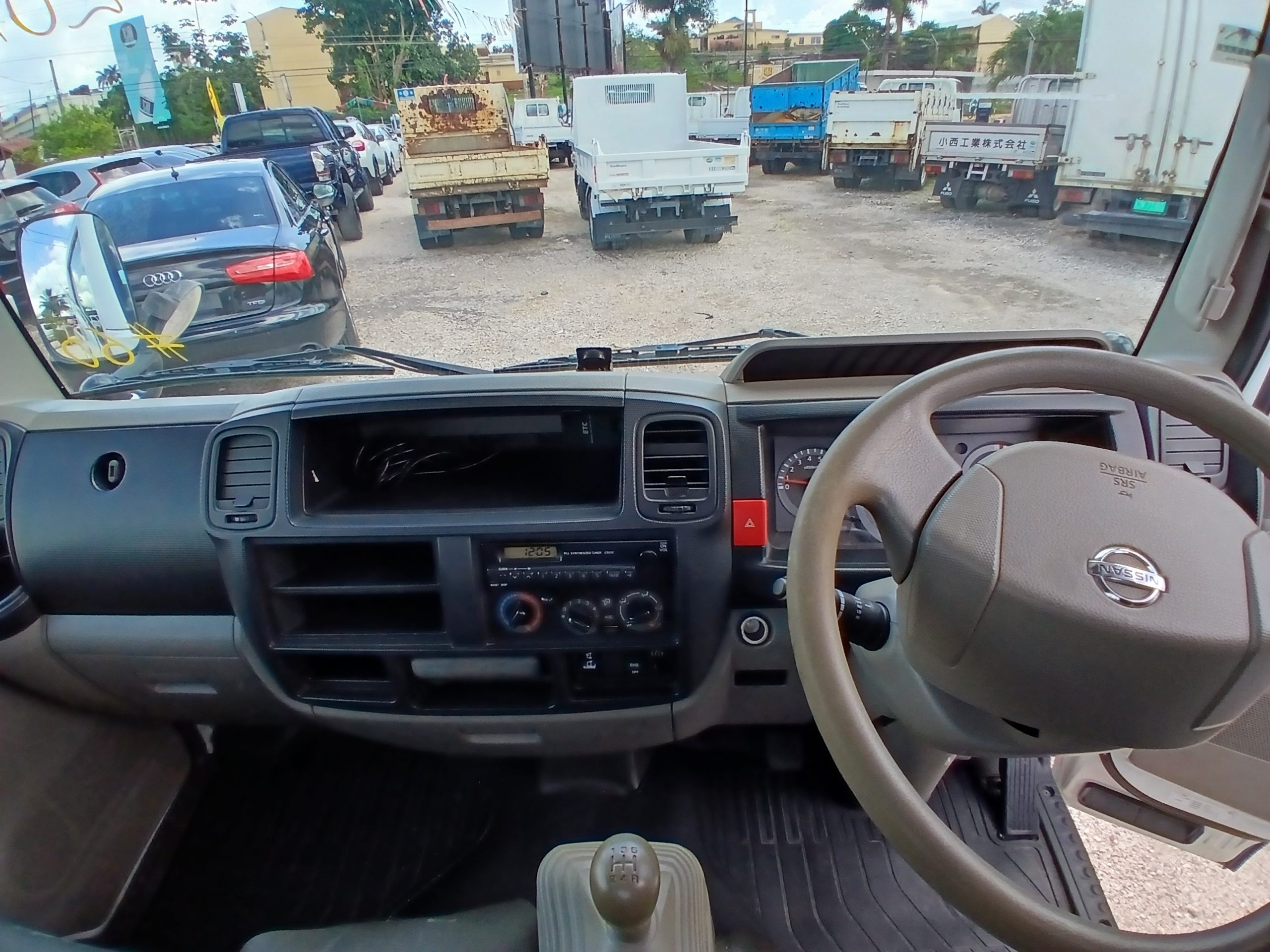 2014 Nissan Atlas Truck