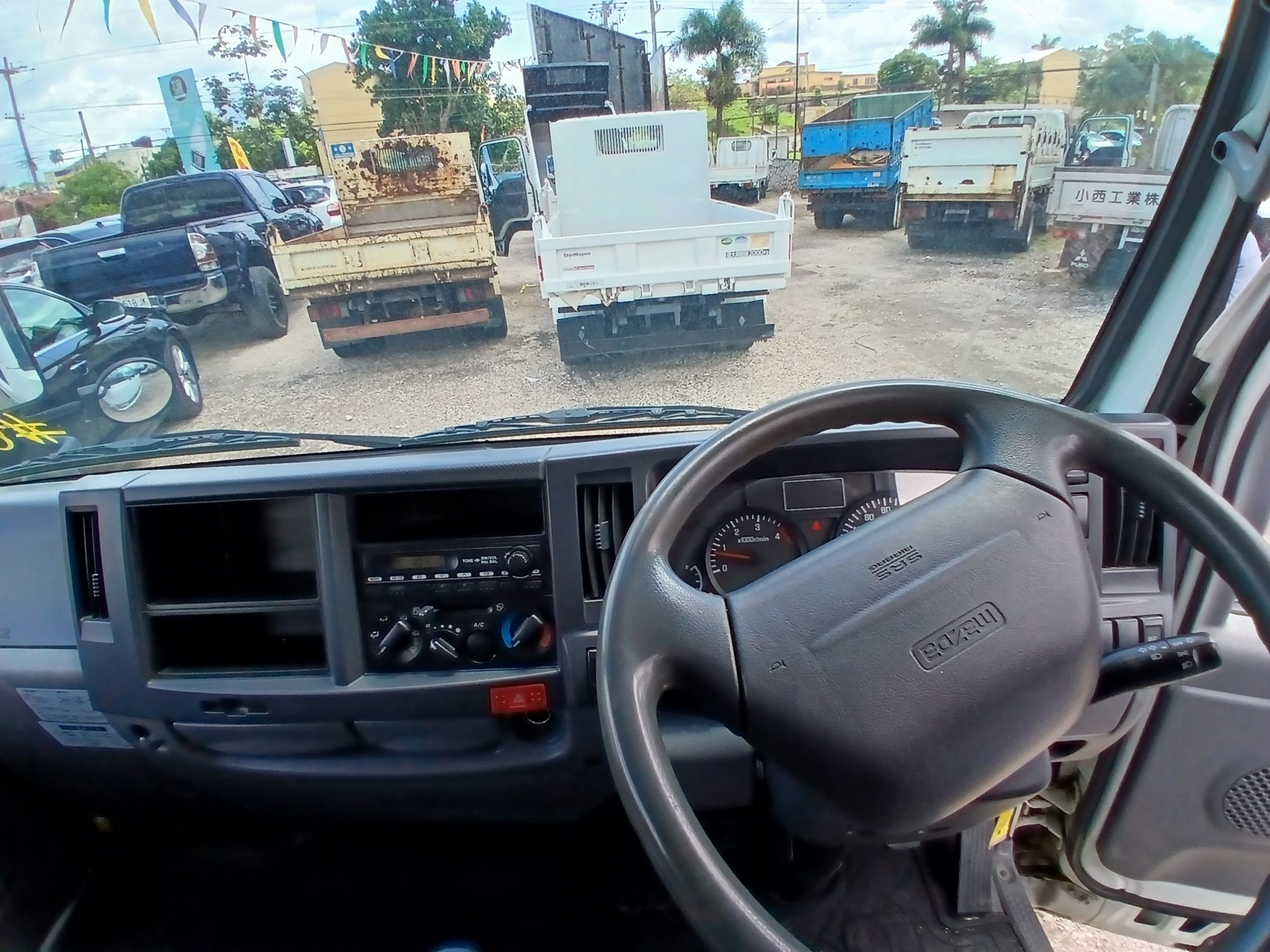 2014 Mazda Titan Dropside Rebadged Truck
