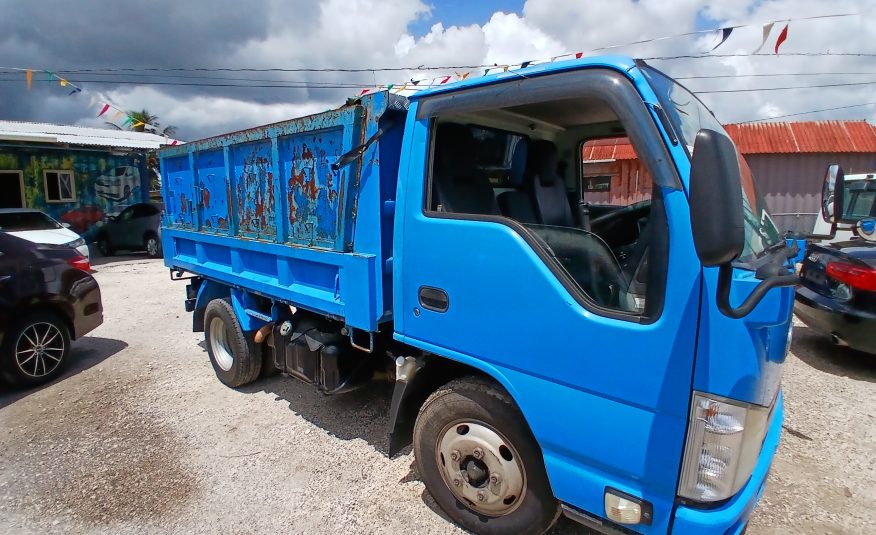 2009 Nissan Condor Rebadged Truck