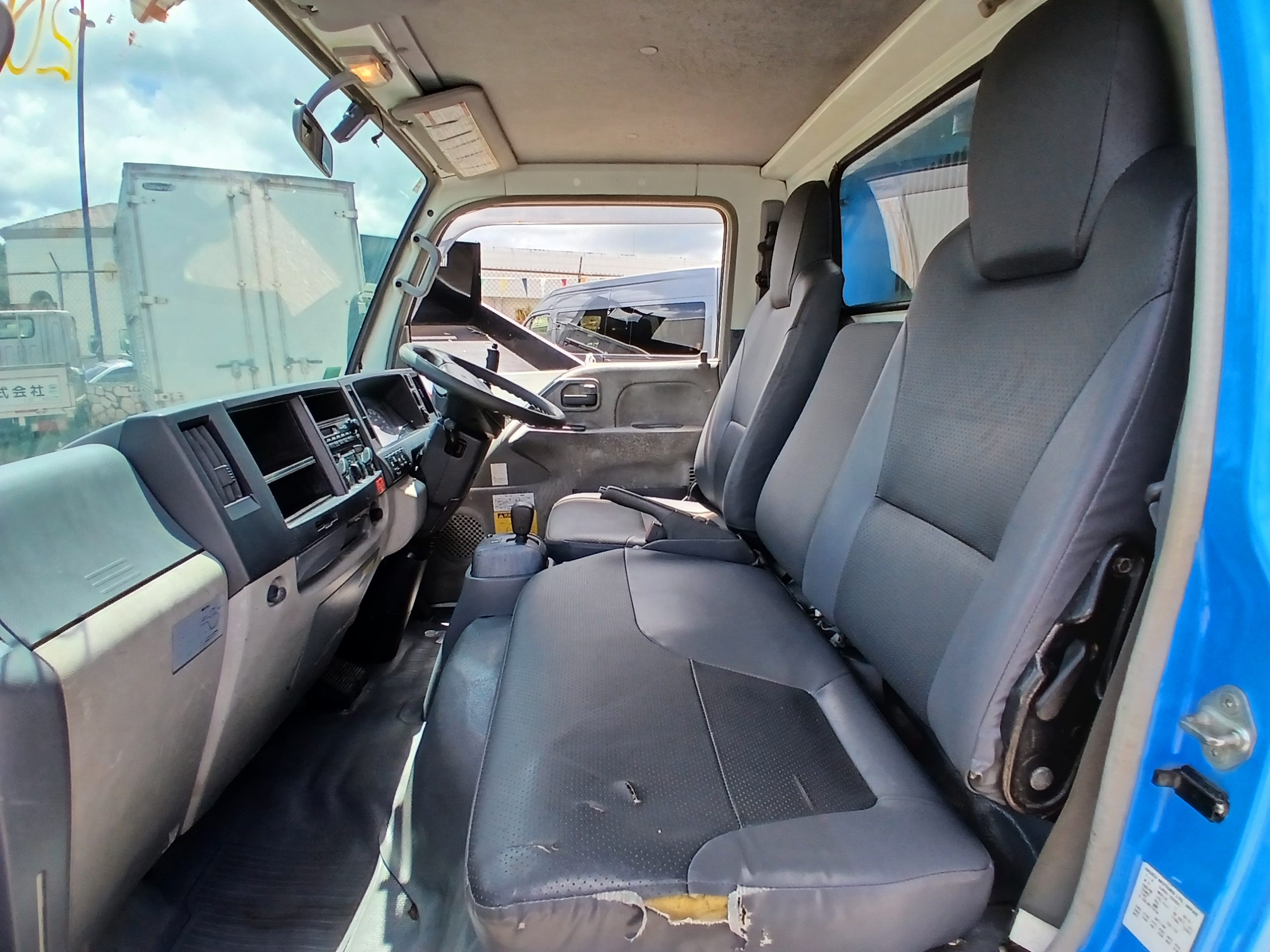 2009 Nissan Condor Rebadged Truck