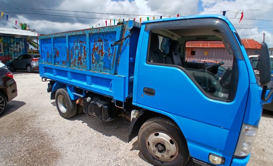 2009 Nissan Condor Rebadged Truck
