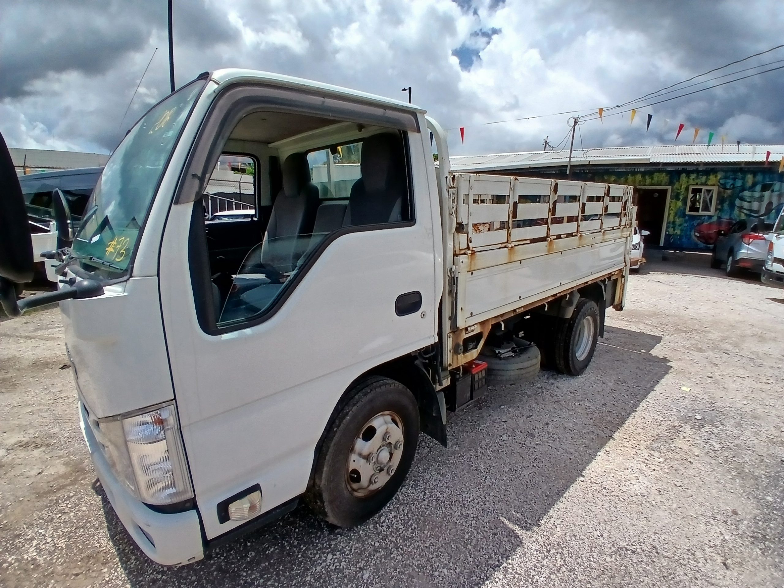 2016 Isuzu Elf Liftgate Truck