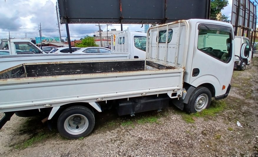 2014 Nissan Atlas Truck