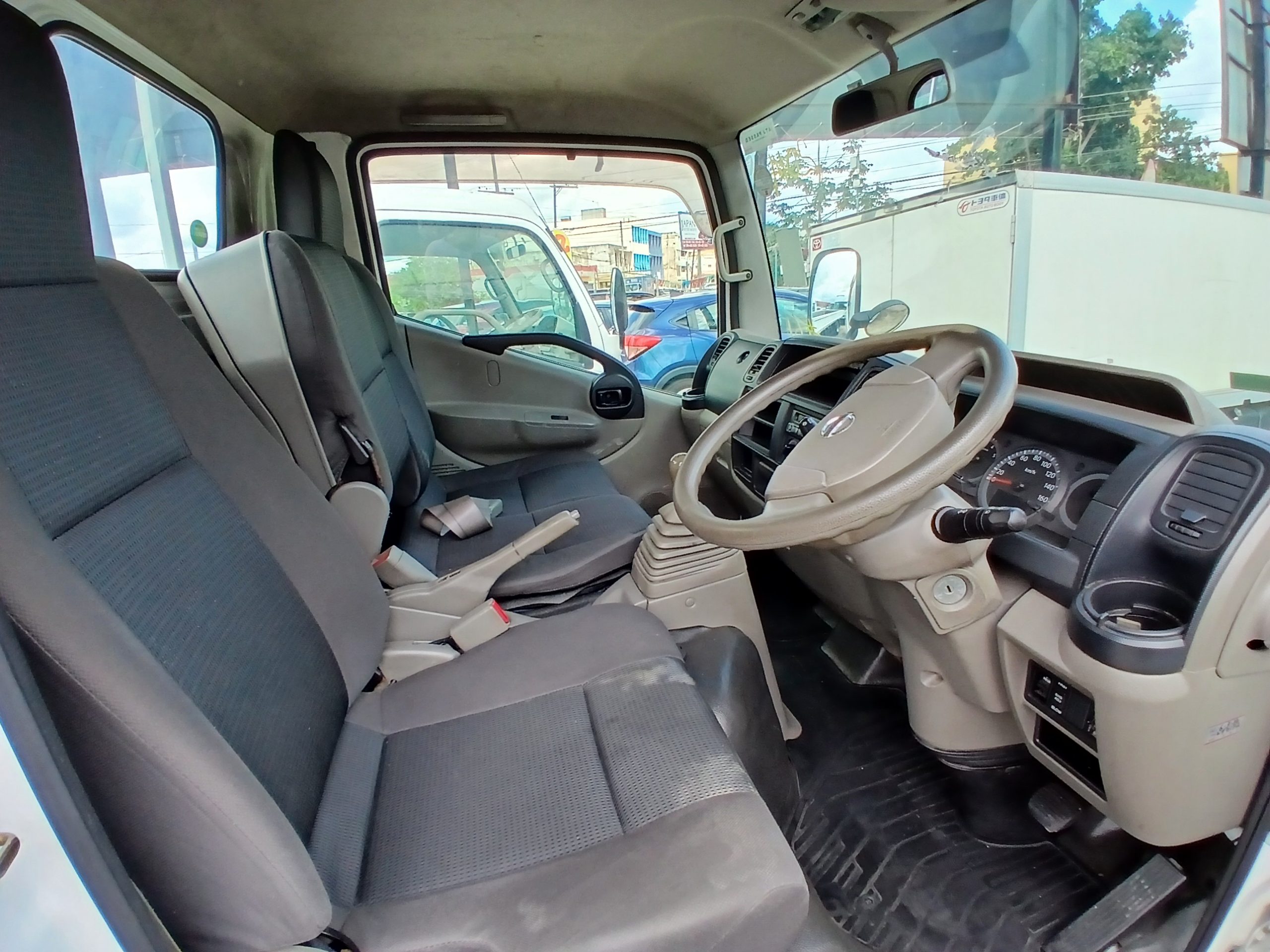 2014 Nissan Atlas Truck