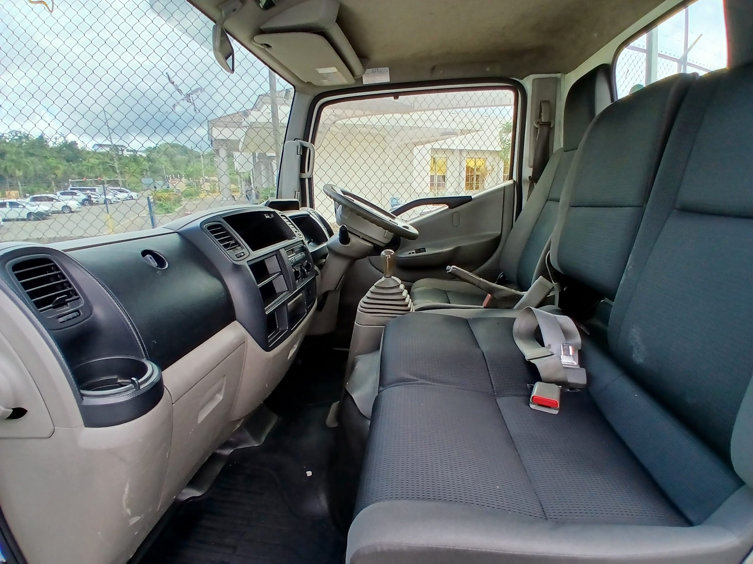 2014 Nissan Atlas Truck