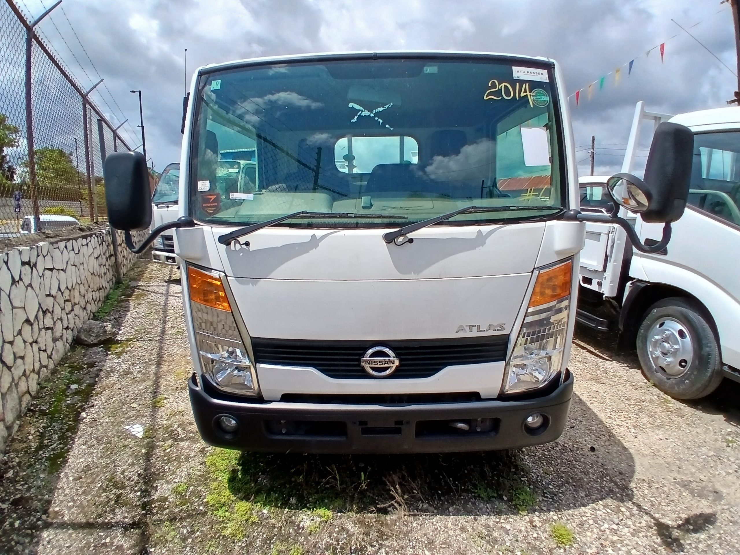 2014 Nissan Atlas Truck