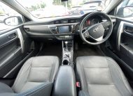 2015 Toyota Corolla Altis