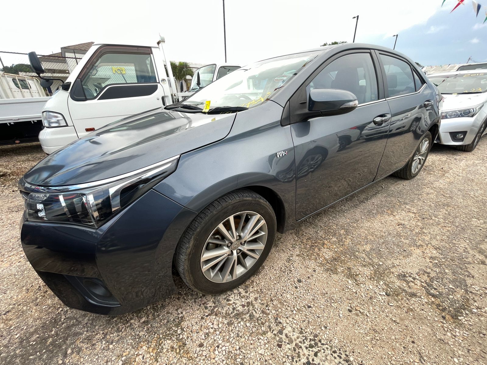 2015 Toyota Corolla Altis