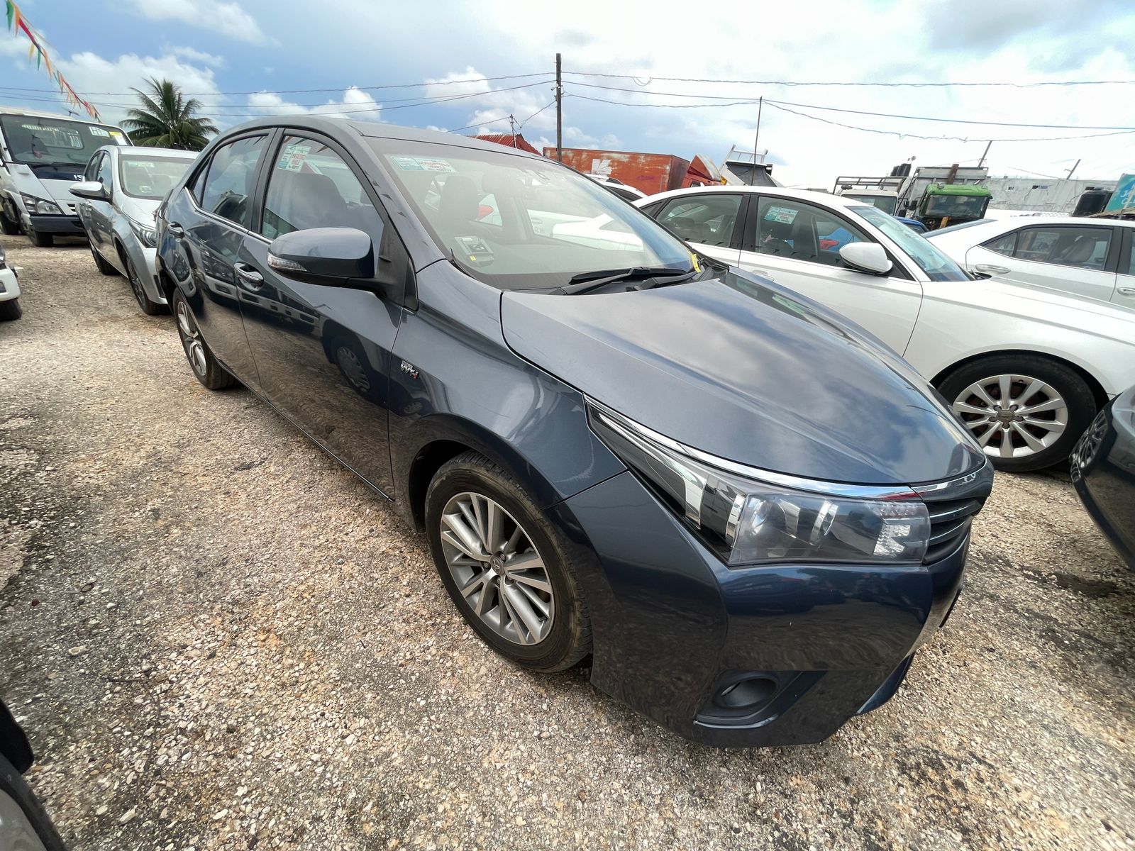 2015 Toyota Corolla Altis