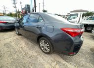 2015 Toyota Corolla Altis