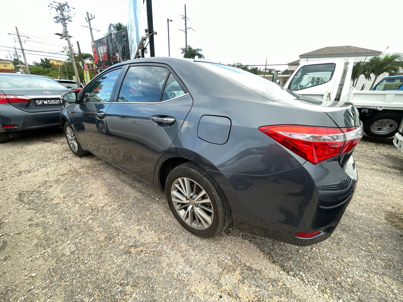 2015 Toyota Corolla Altis