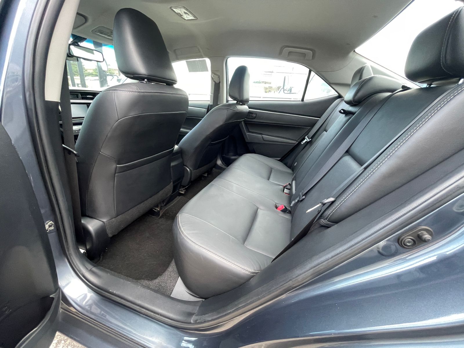 2015 Toyota Corolla Altis