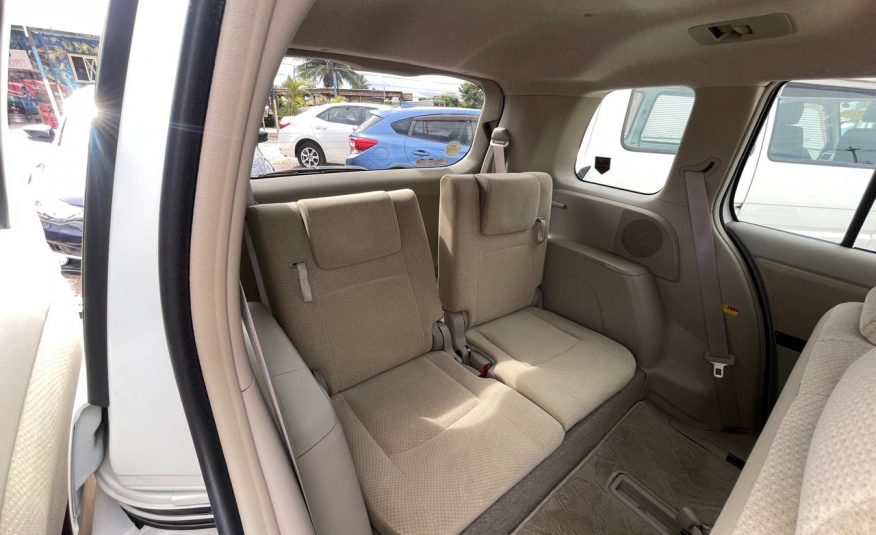 2015 Toyota Isis