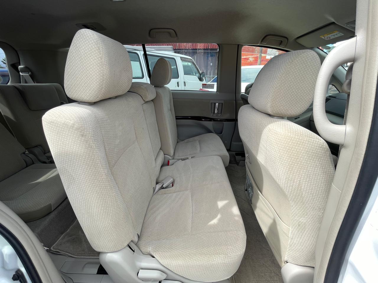 2015 Toyota Isis