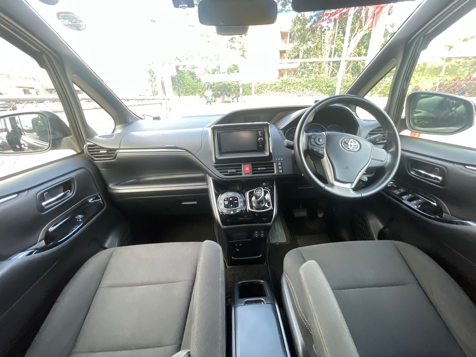 2017 Toyota Esquire