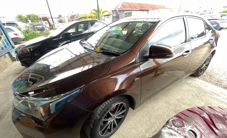 2015 Toyota Corolla Altis