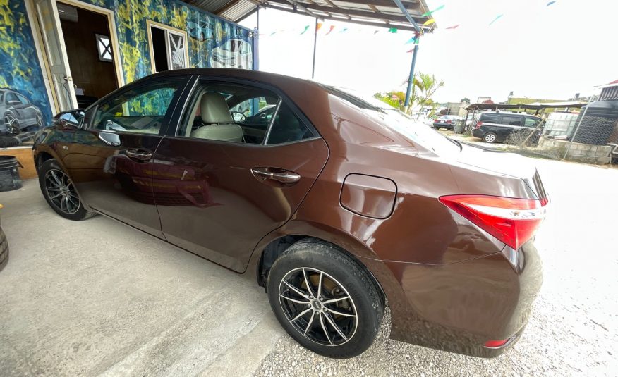 2015 Toyota Corolla Altis