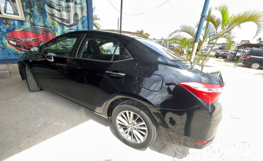 2015 Toyota Corolla Altis