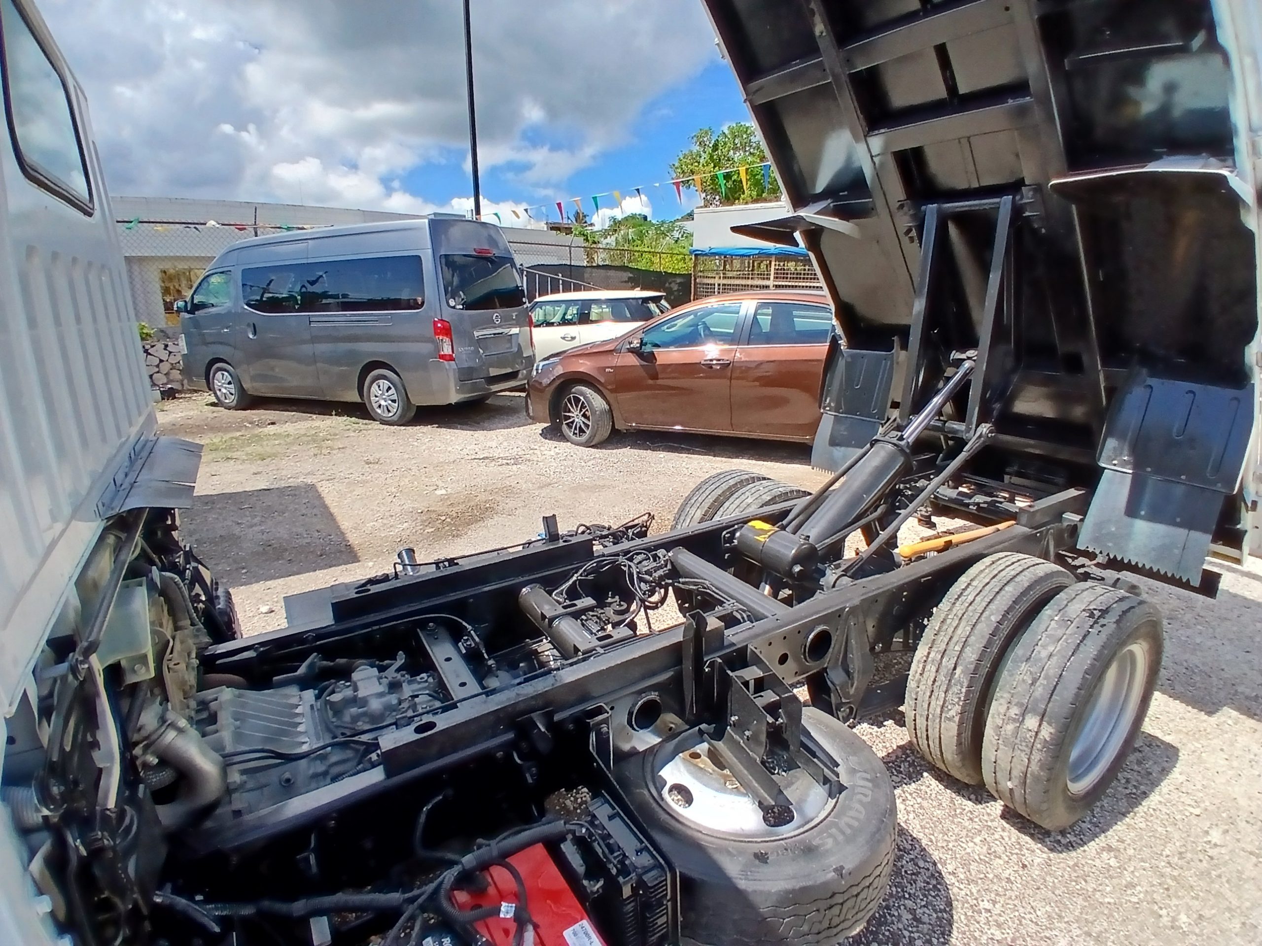 2014 Mitsubishi Canter