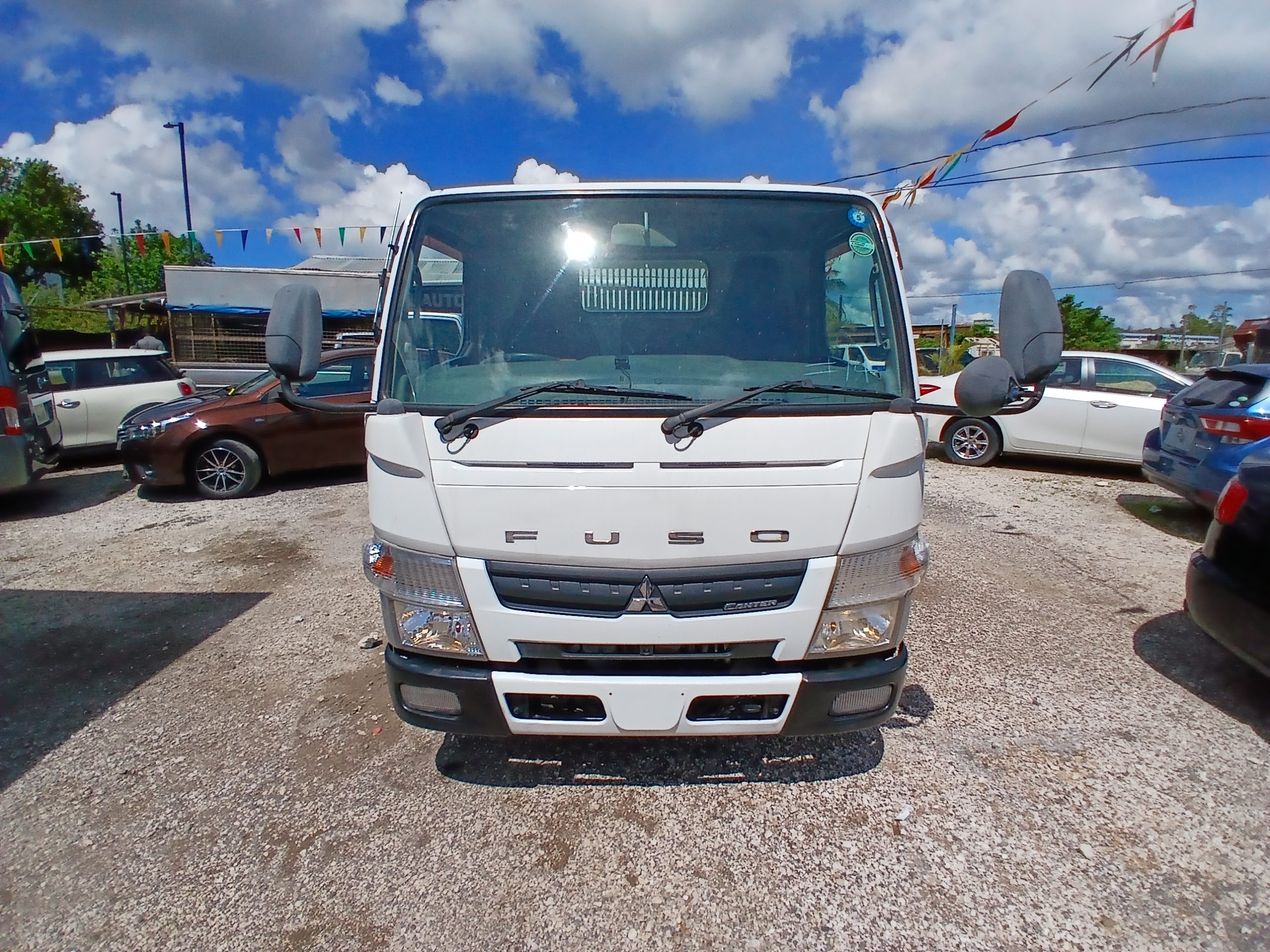 2014 Mitsubishi Canter