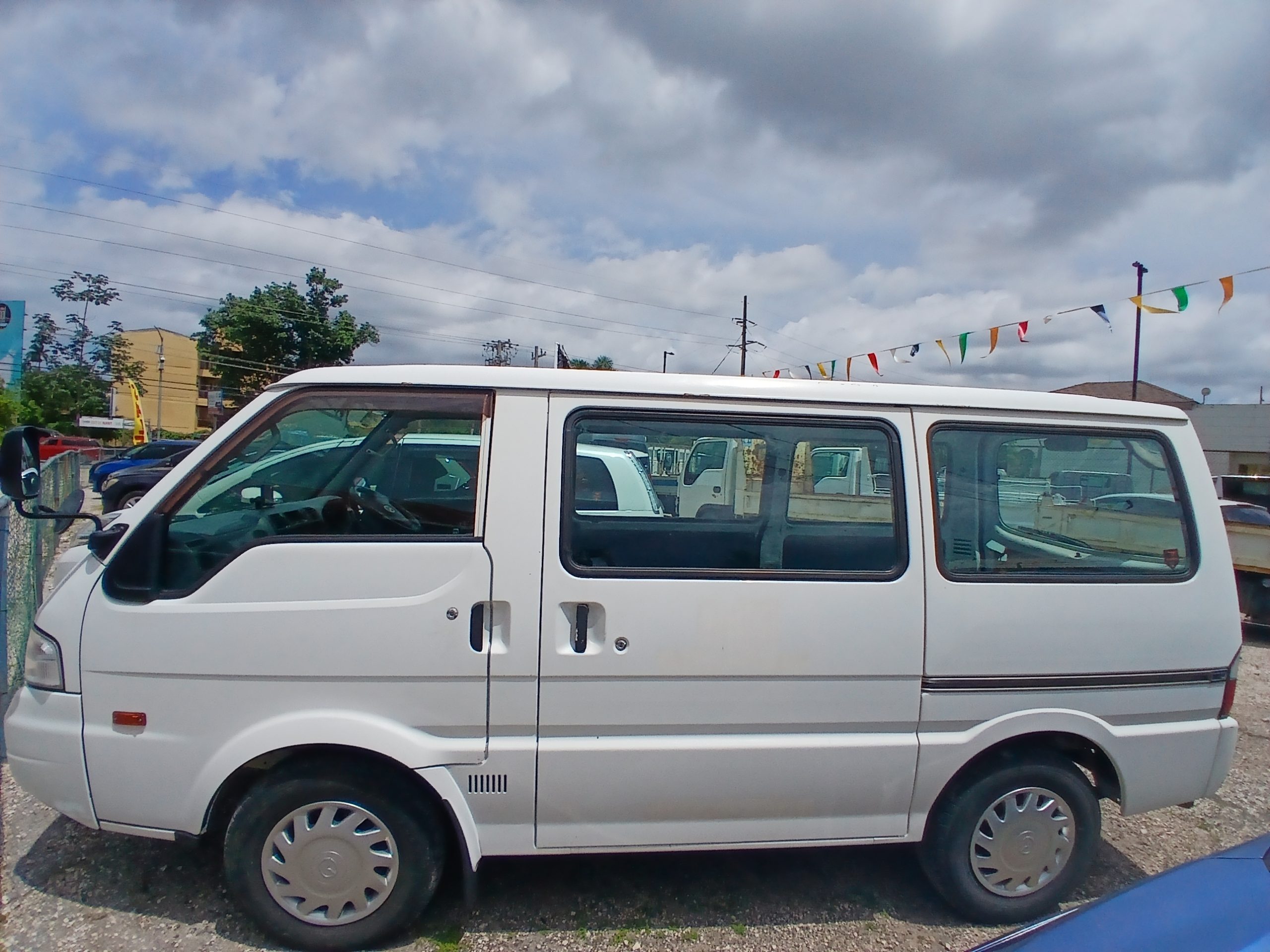 2018 MAZDA BONGO VAN
