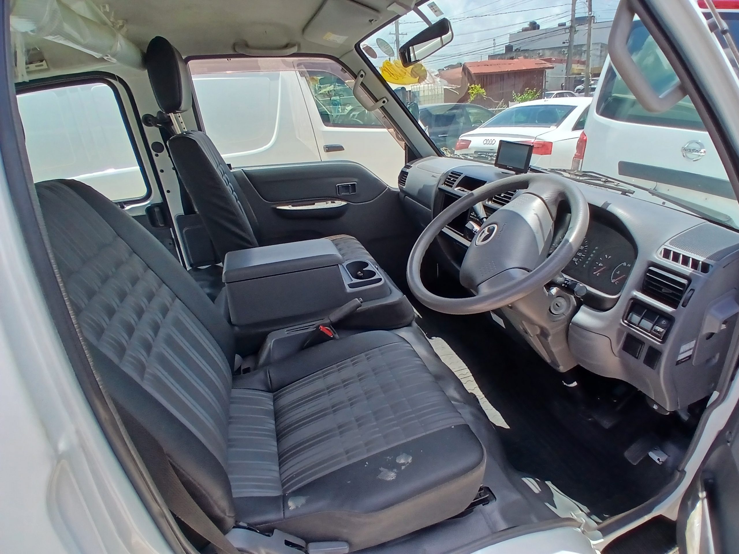 2018 MAZDA BONGO VAN