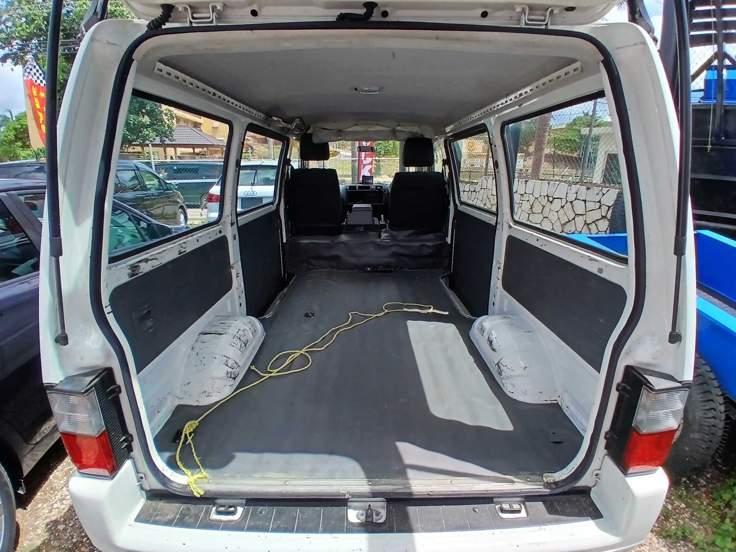 2018 MAZDA BONGO VAN