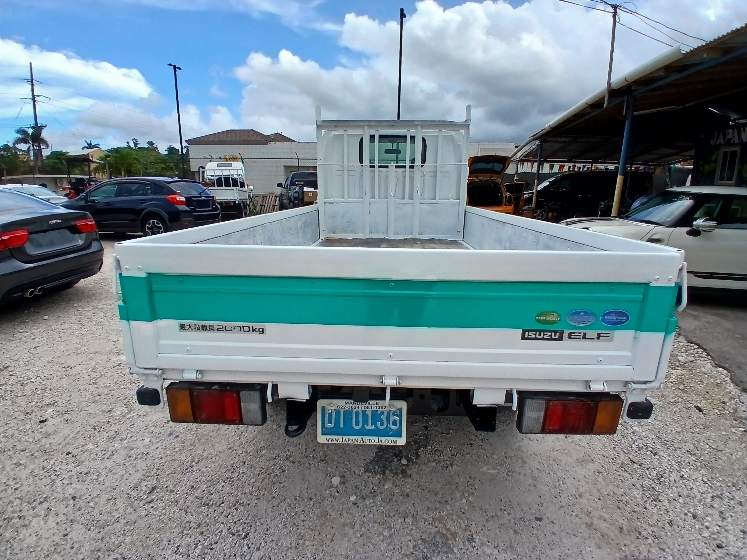 2015 Isuzu Elf Dropside Truck