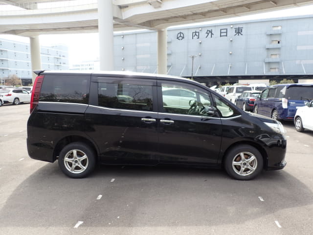 2015 Toyota Esquire