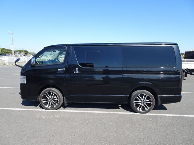2022 Toyota Hiace Van