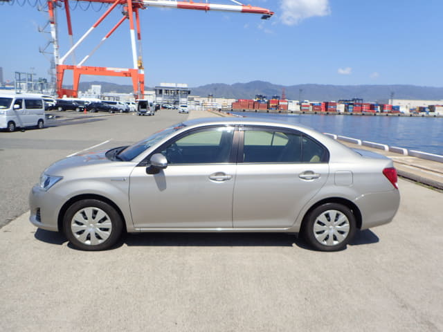 2015 Toyota Corolla Axio Hybrid