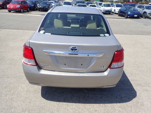 2015 Toyota Corolla Axio Hybrid