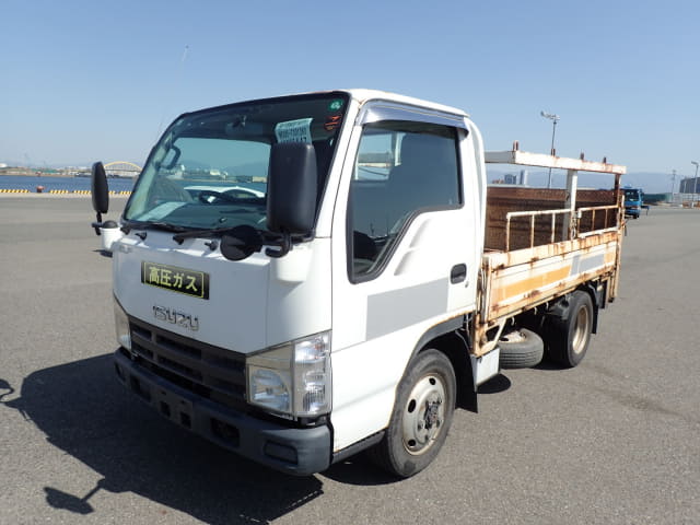 2008 Isuzu Elf