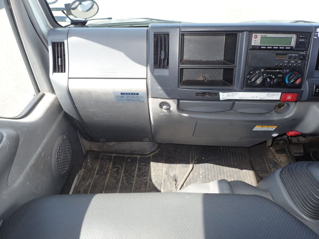 2008 Isuzu Elf