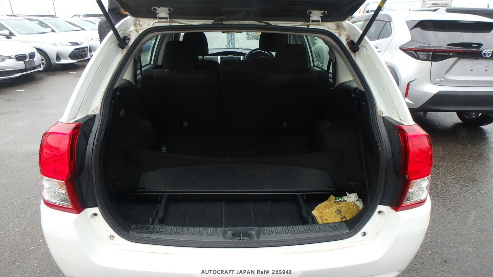 2015 Corolla Fielder Hybrid