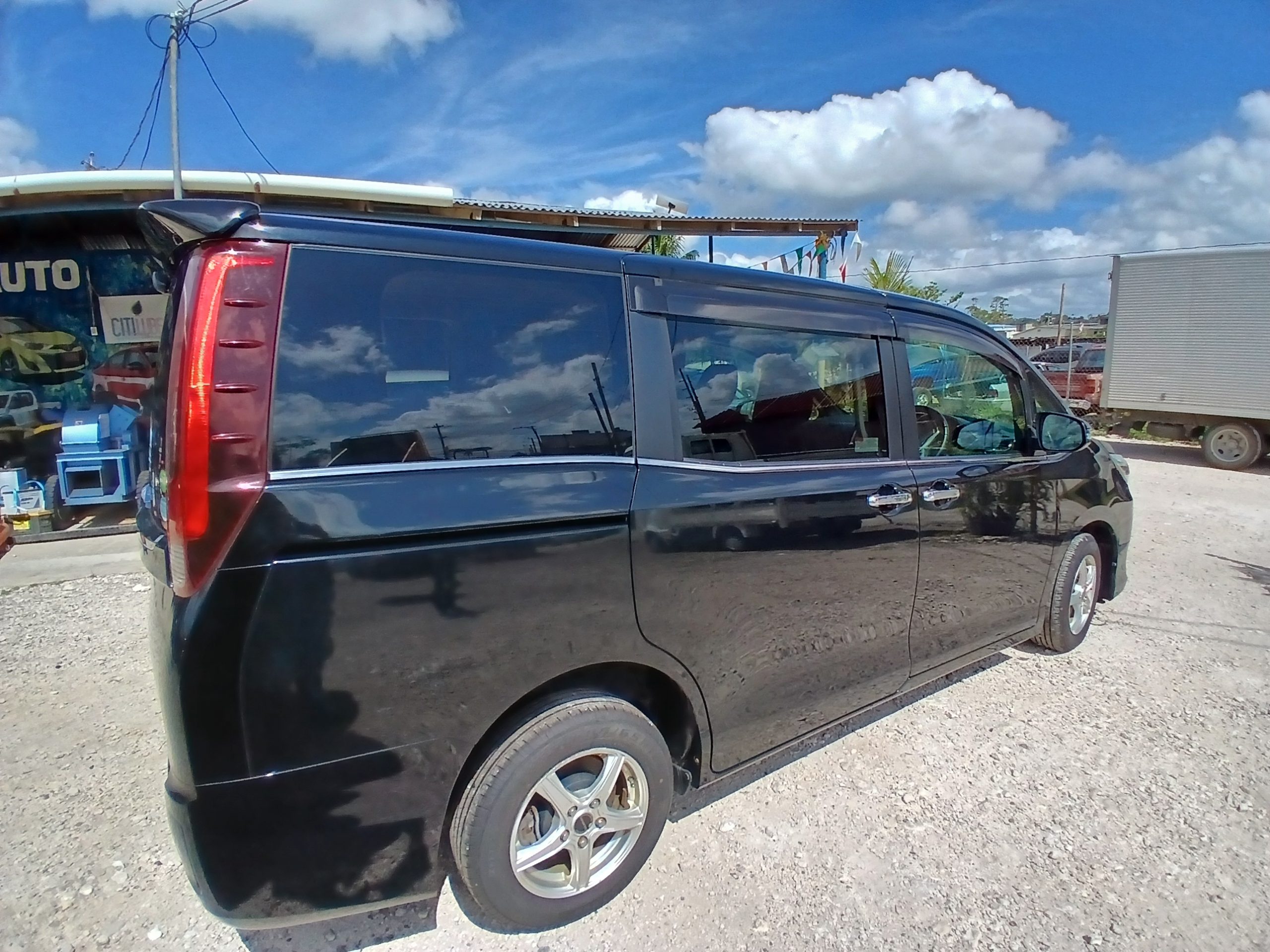 2015 Toyota Esquire