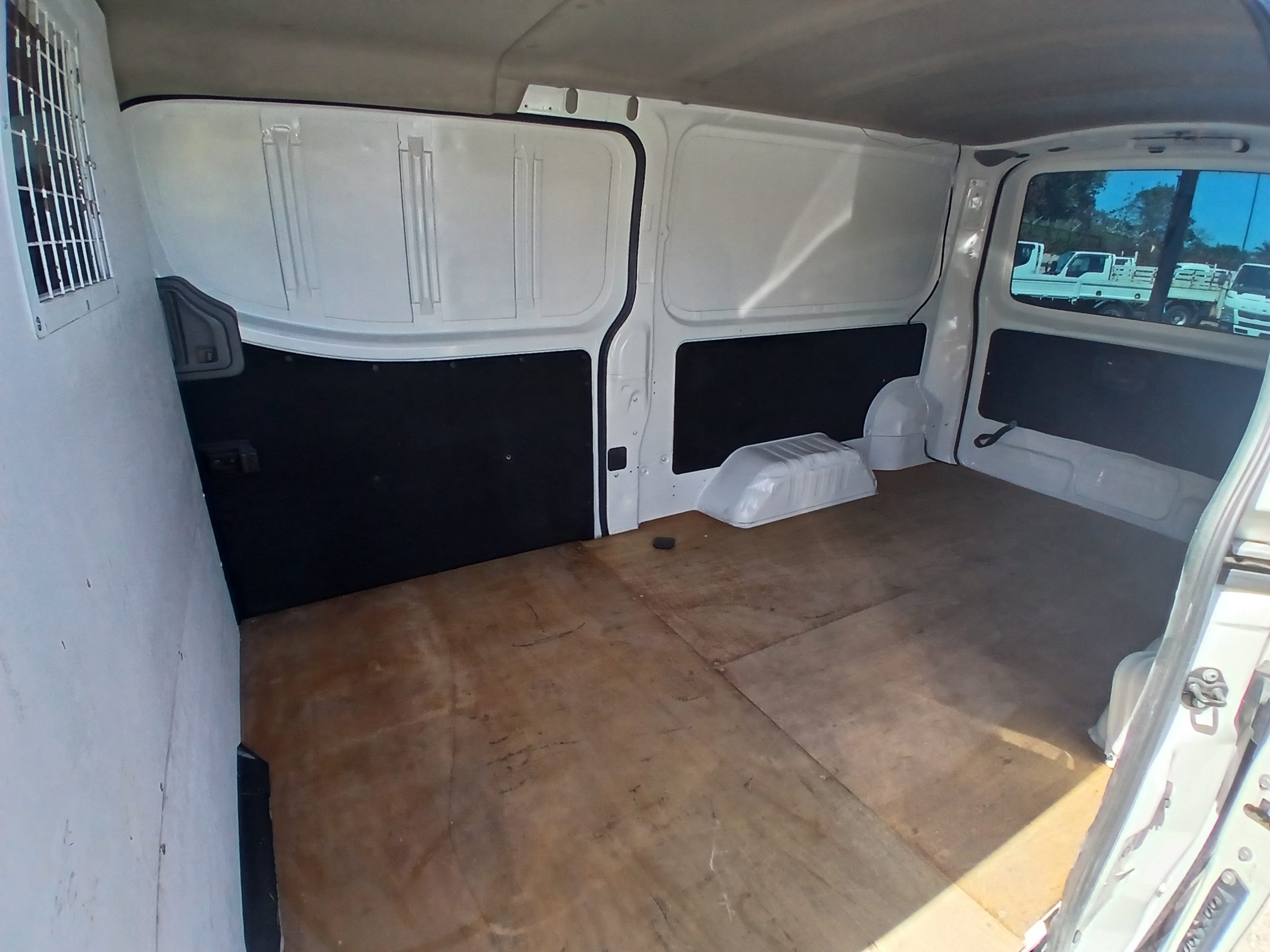 2015 Nissan Caravan