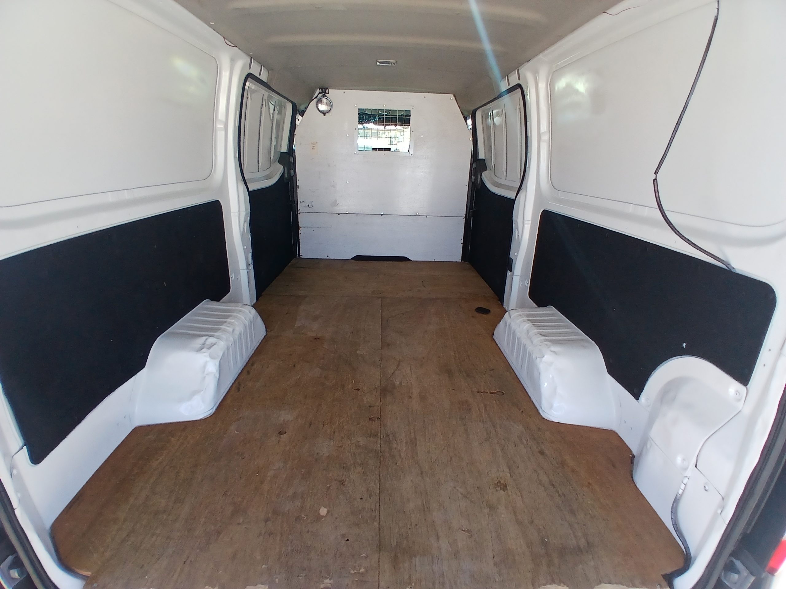 2015 Nissan Caravan