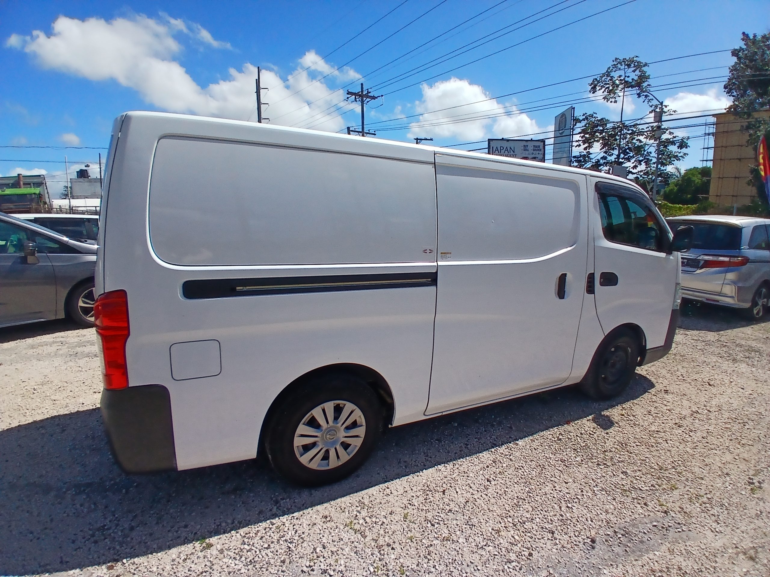 2015 Nissan Caravan