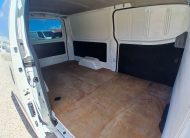 2015 Nissan Caravan