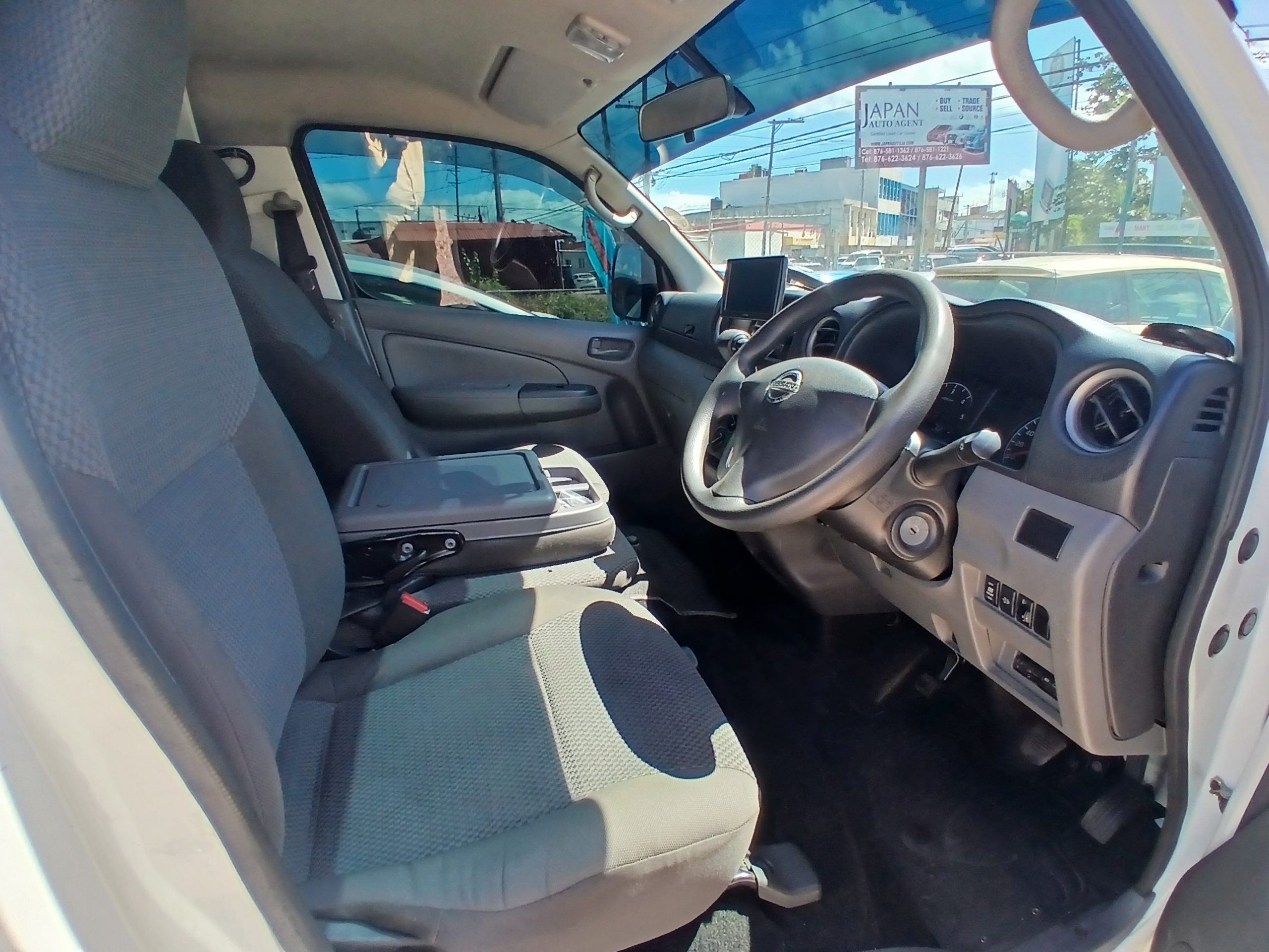 2015 Nissan Caravan