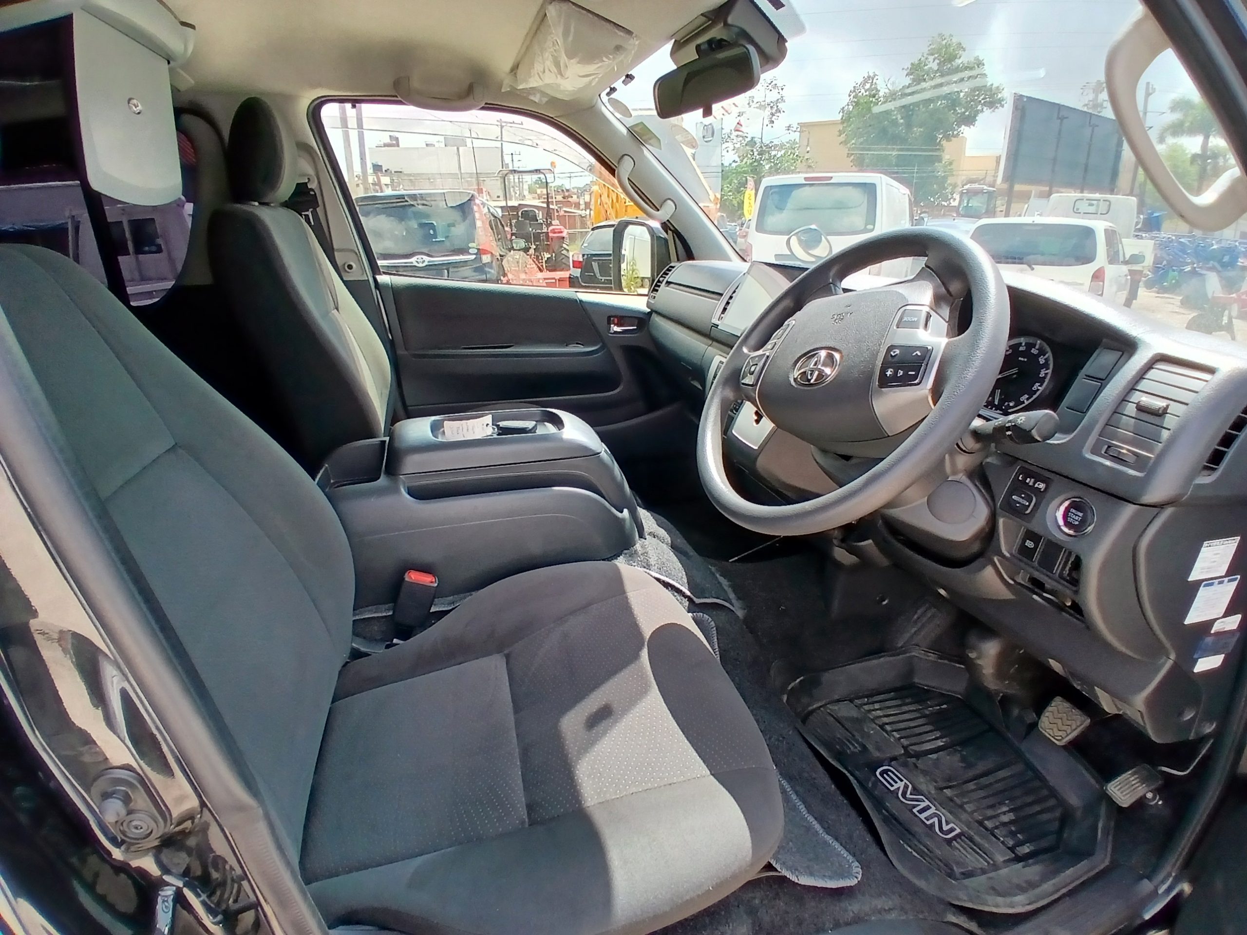 2022 Toyota Hiace Van