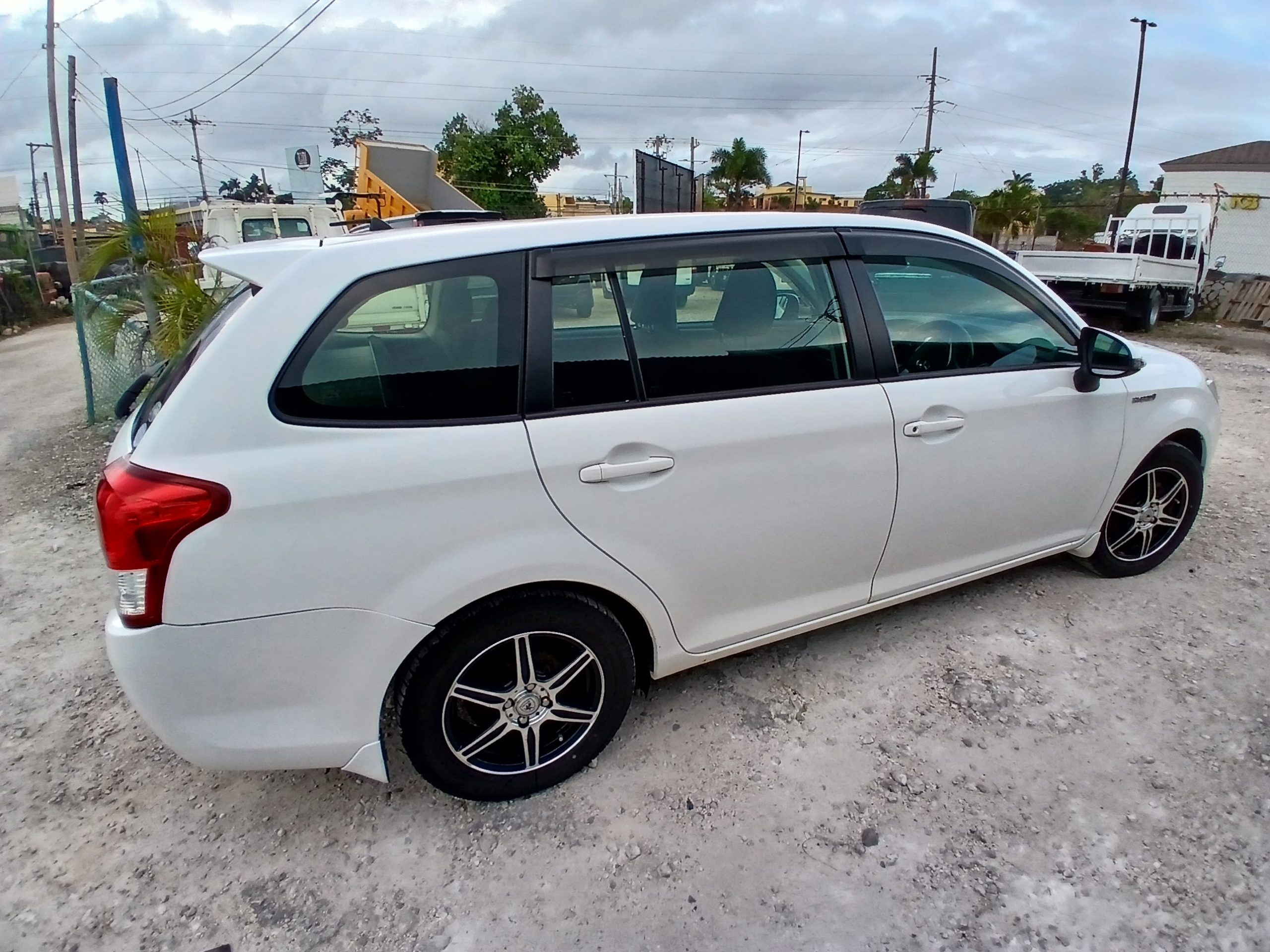 2015 Toyota Corolla Fielder